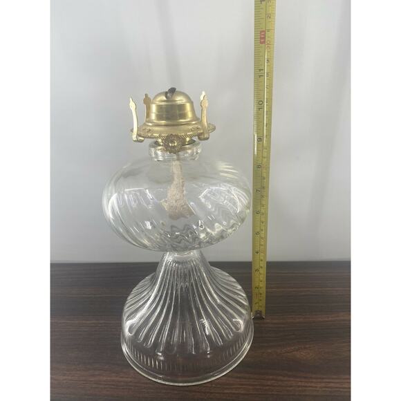 Vintage Lamplight Farms Austria Ribbed Clear Glass Pedestal Oil Lamp Base 11" - Picture 4 of 11